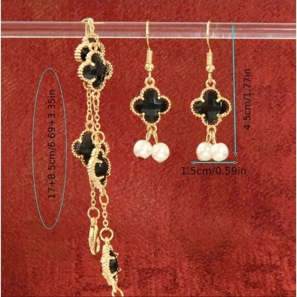 Elegant Clover Leaf Bracelet Earring Set with Pearl Accents - Picture 4 of 5